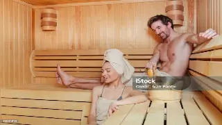 桑拿房里的“小秘密”：新手必看，老司机带你解锁桑拿养生真相！ 图片